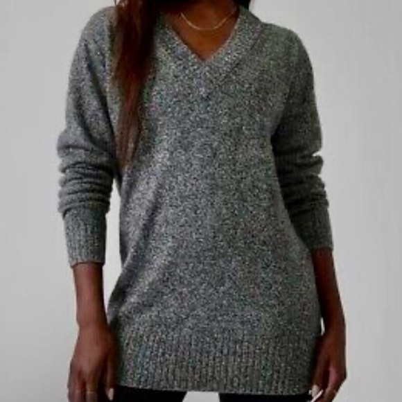 Athleta Vital V-neck Tunic Sweater Small Wool Cashmere Blend Gray Cozy Cabincore - Picture 1 of 10